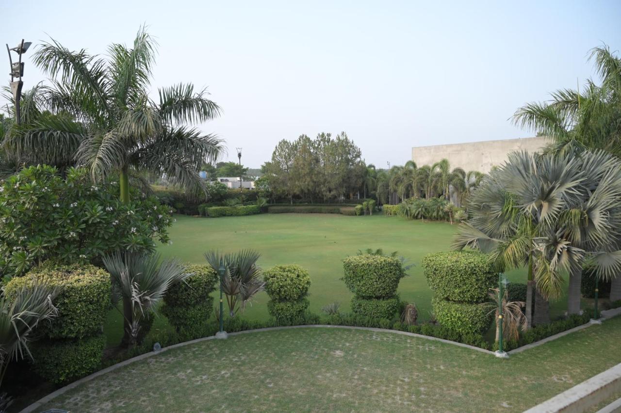 Kamal Resorts - The Luxury Of Being Yourself Ludhiana Dış mekan fotoğraf